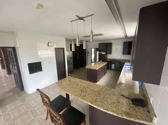Se Vende RESIDENCIA DE LUJO EN DOS MARES!  ¡OPORTUNIDAD ÚNICA: VENTA DE REMATE O ALQUILER! - Imagen 4