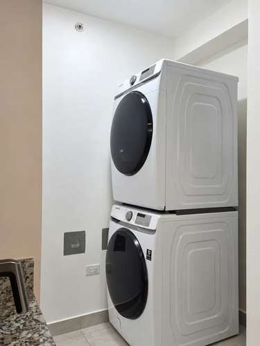 ALQUILER DE APARTAMENTO CON LINEA BLANCA EN CONDADO DEL REY  - Imagen 9