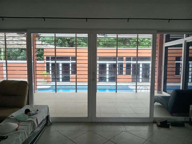  HERMOSA CASA EN VENTA | VÍA PLATA, PLAYA CARACOL - Imagen 3