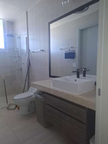 ALQUILER DE APARTAMENTO EN AVENIDA BALBOA VISTA AL MAR  - Imagen 9