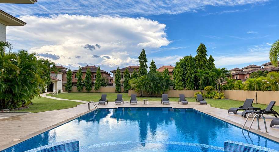 Venta de Casa en El Doral Costa Sur - SG - Imagen 19
