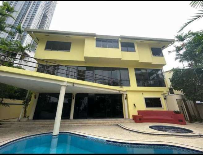 Se Alquila Residencia Unifamiliar en Dos Mares - Imagen 2