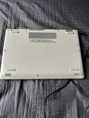Laptop DELL - Imagen 2