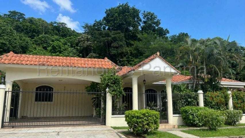 Casa en alquiler en Albrook 27LRL2936