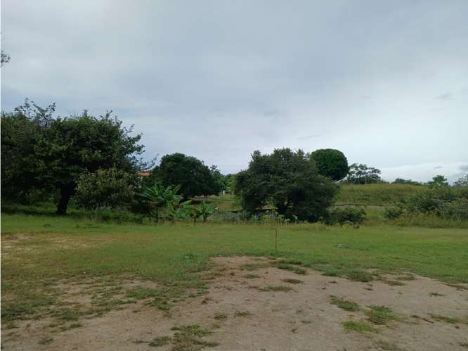 SAN JOSE / SAN CARLOS / 30000 M2 / COLINDA CON RIO / ZONAS VERDES
