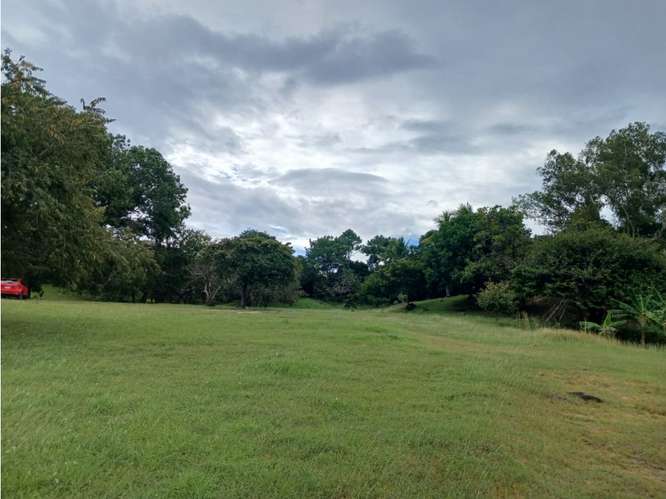 SAN JOSE / SAN CARLOS / 30000 M2 / COLINDA CON RIO / ZONAS VERDES