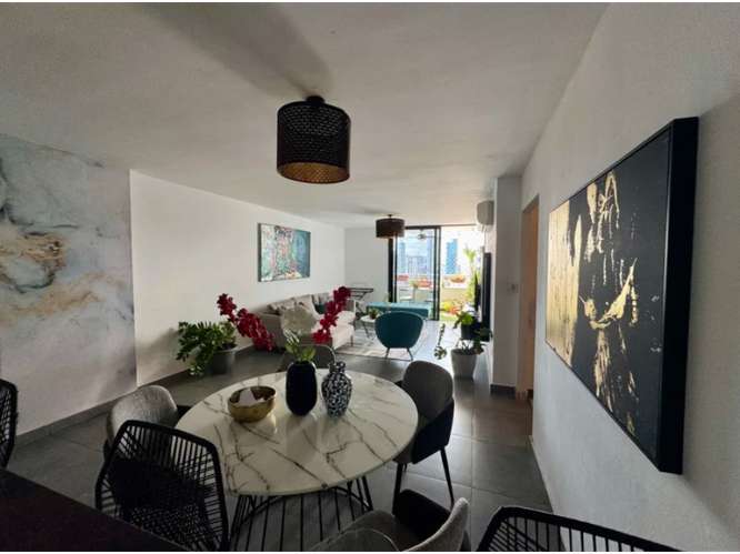 SE VENDE APARTAMENTO 157 M2 EN PH BRISAS OBARRIO CON BALCON