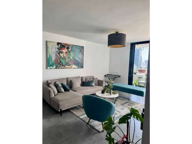 SE VENDE APARTAMENTO 157 M2 EN PH BRISAS OBARRIO CON BALCON