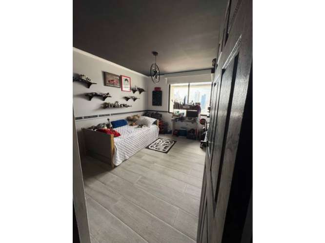 SE VENDE APARTAMENTO 157 M2 EN PH BRISAS OBARRIO CON BALCON