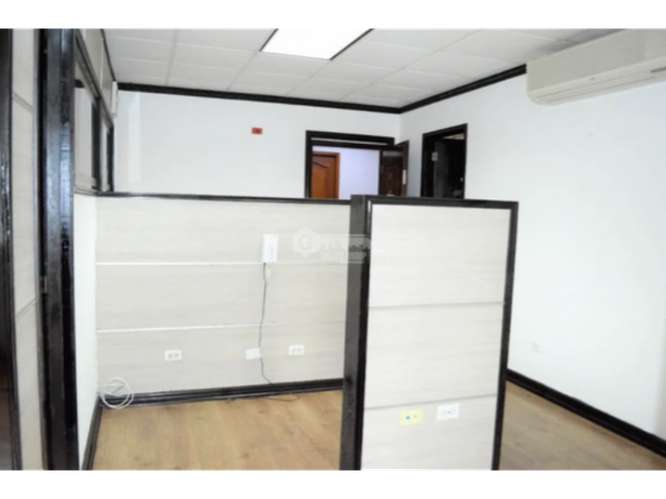 SE VENDE ESPECTACULAR OFICINA 64M EN EL DORADO CAMINO DE CRUCES - Imagen 15