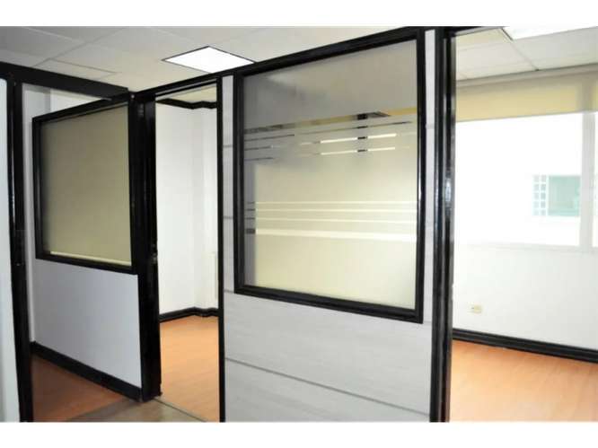 SE VENDE ESPECTACULAR OFICINA 64M EN EL DORADO CAMINO DE CRUCES - Imagen 4
