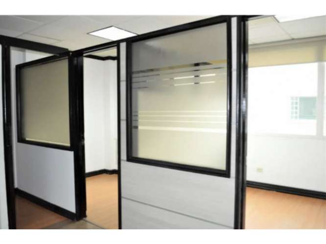 SE VENDE ESPECTACULAR OFICINA 64M EN EL DORADO CAMINO DE CRUCES - Imagen 14