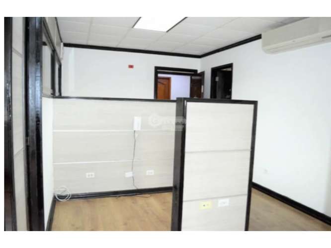 SE VENDE ESPECTACULAR OFICINA 64M EN EL DORADO CAMINO DE CRUCES - Imagen 19
