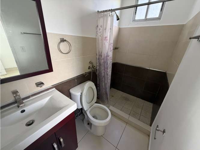 SE ALQUILA APARTAMENTO EN CENTENNIAL TOSCANA 80M LINEA BLANCA