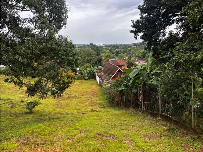 VILLA ZAITA / 1300M / SEMI PLANO / SOBRE VIA / IDEAL PARA INVERSION