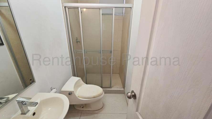 Venta de Apartamento en Obarrio Ph Seawaves 113 Mts PD