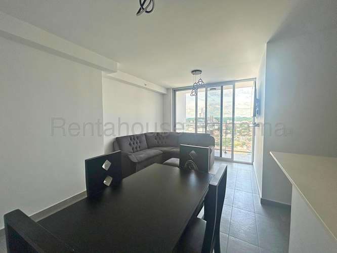 Alquiler de Apartamento en Via España - Imagen 3