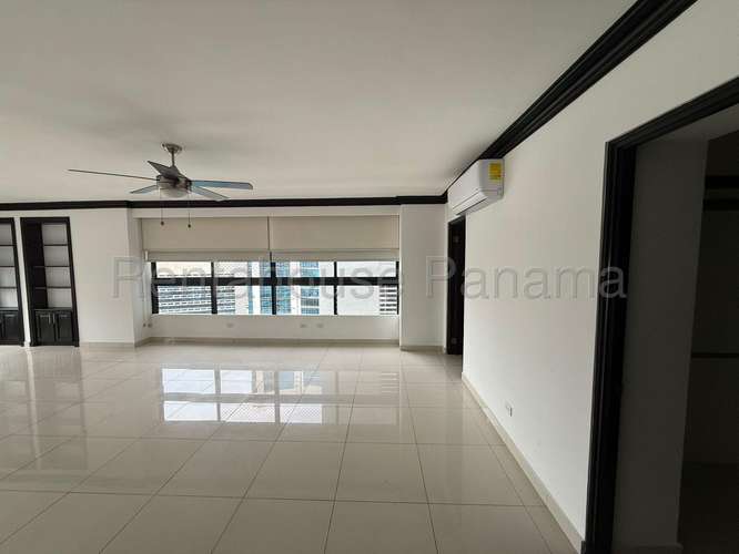 Alquiler C/ Opción a Compra de Apartamento con Línea blanca en Avenida Balboa Ph Princesa del Mar EC