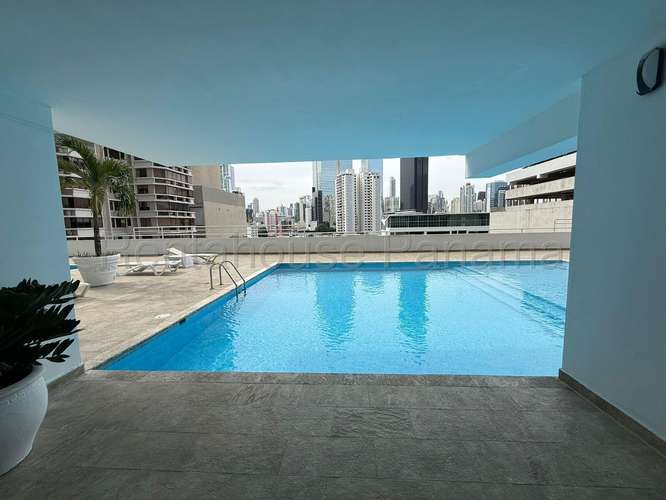 Alquiler C/ Opción a Compra de Apartamento con Línea blanca en Avenida Balboa Ph Princesa del Mar EC