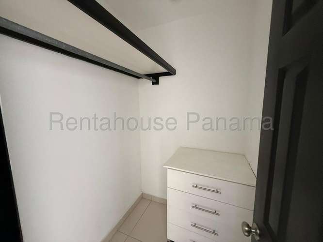 Alquiler C/ Opción a Compra de Apartamento con Línea blanca en Avenida Balboa Ph Princesa del Mar EC