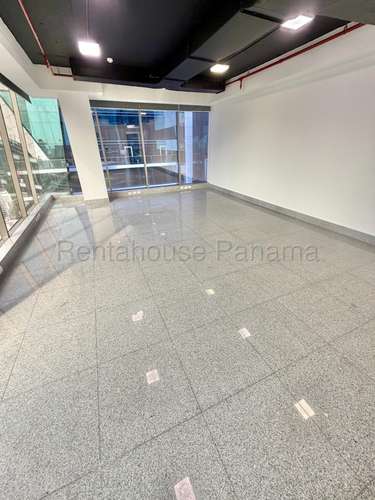Alquiler de Oficina en Obarrio Twist Tower EC - Imagen 2
