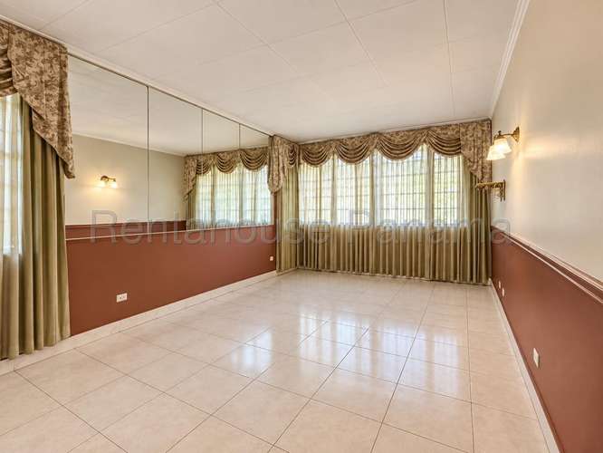 Venta de Casa en El Carmen JV - Imagen 3