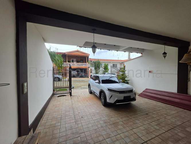 Venta de Casa en Condado del Rey Casa Limajo KC