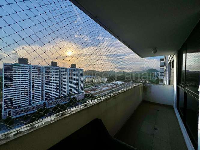 Venta de Apartamento en Condado del Rey Ph Condado Country Club KC