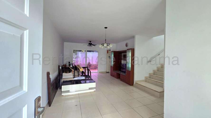 RR VENTA DE CASA EN BRISAS DEL GOLF AUGUSTA