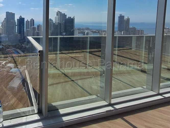 RR VENTA DE OFICINA EN OBARRIO F&F TOWER - Imagen 9
