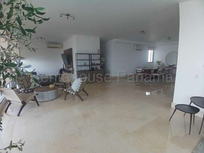 Apartamento en Venta en Costa del Este Vista al Mar 323 m² LR