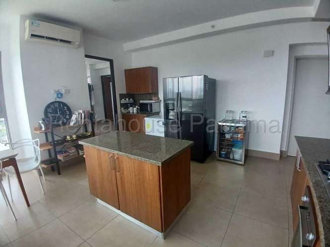 Apartamento en Venta en Costa del Este Vista al Mar 323 m² LR