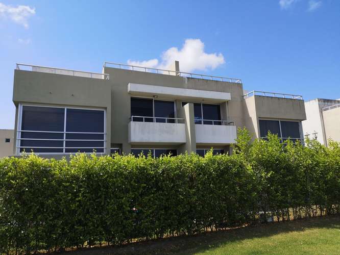 Venta de Casa en Costa Sur Village SN