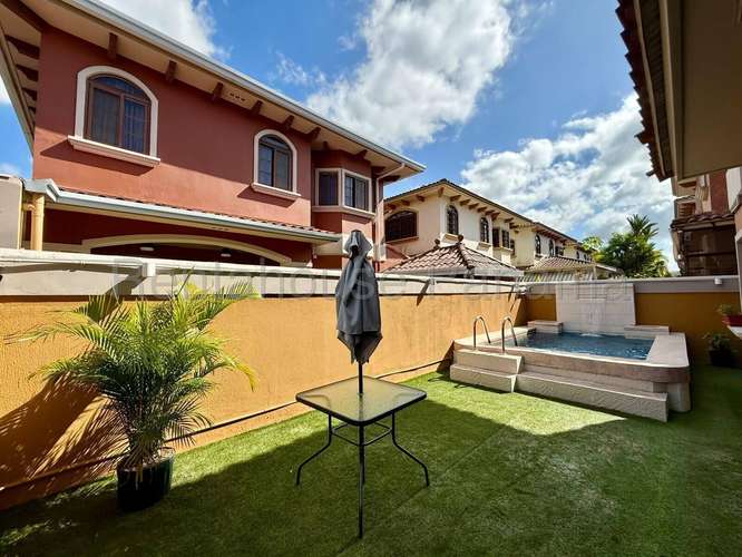 Venta de Casa en Costa Sur EL DORAL SN
