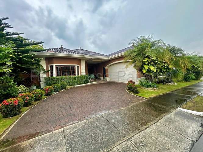 Venta de Casa en Costa Sur Sunset Coast SN