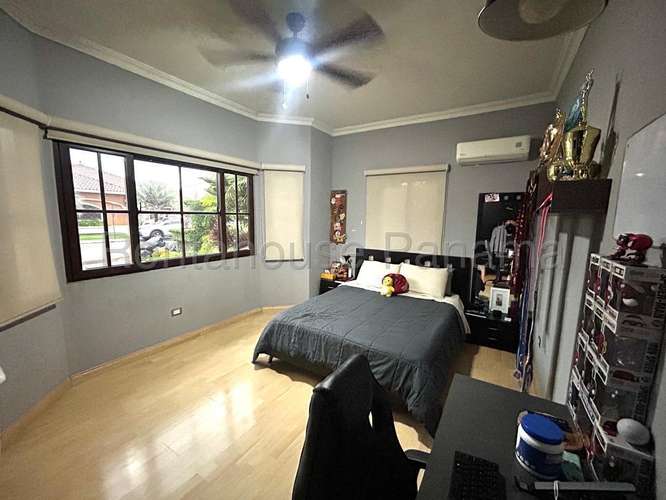 Venta de Casa en Costa Sur Sunset Coast SN