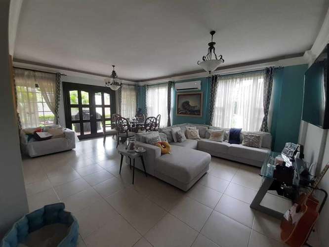 Venta de Casa en Costa Sur Villa Valencia SN