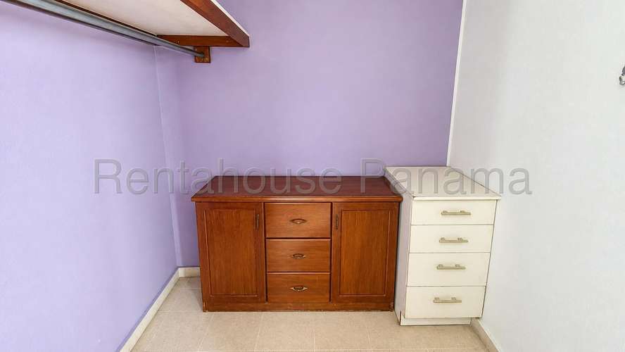 Vendo Casa de 150m2 en Vista Hermosa Res. San Fernando 27-2989SRZ