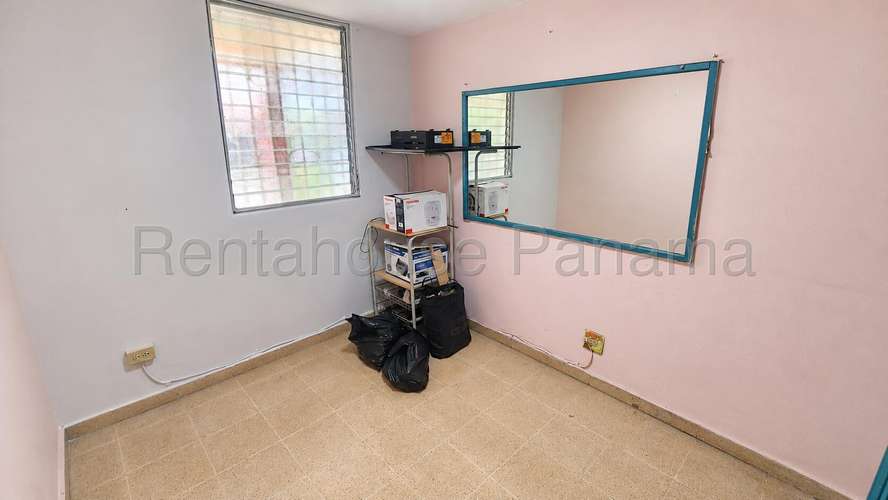 Vendo Casa de 150m2 en Vista Hermosa Res. San Fernando 27-2989SRZ