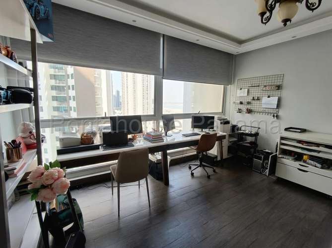Vendo Apartamento de 363m2 en Punta Pacifica Q TOWER 27-2988SRZ