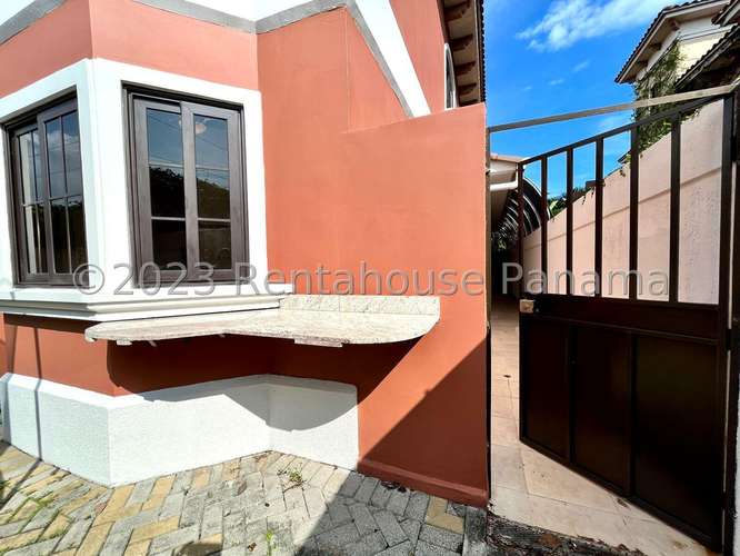 Vendo Casa de 421m2 en Costa Sur El Doral 25-6082SRZ - Imagen 10