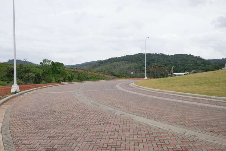 Vendo Terreno de 10,000m2 en Panama Norte 23-6391SRZ
