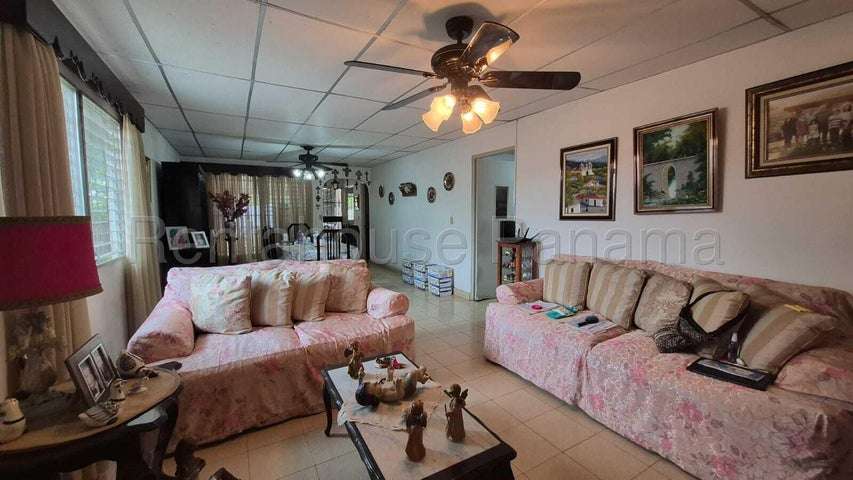 VENTA DE CASA EN VILLA DE LAS FUENTES - Imagen 3