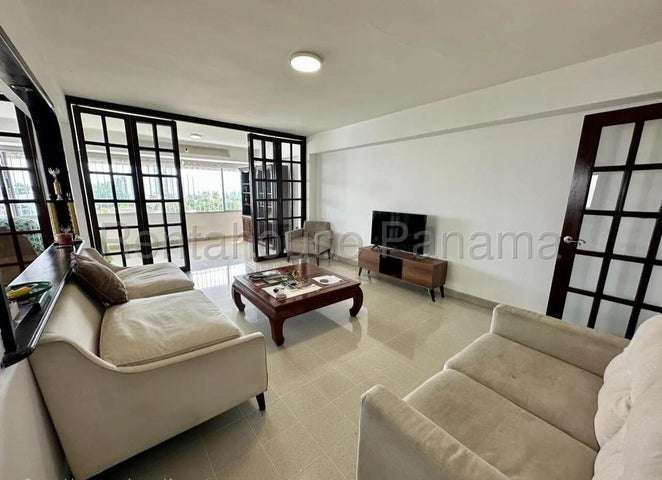 VENTA DE APARTAMENTO EN ALTOS DEL GOLF