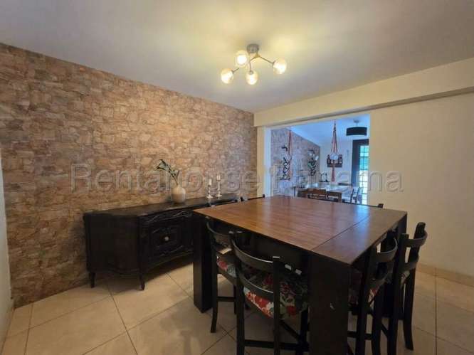 Casa en Venta sector Condado del Rey 27LRL2837