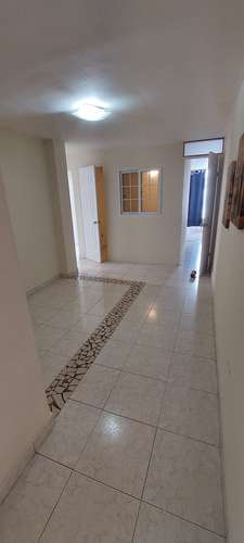 Se Alquila / Vende a pasos del Parque Omar