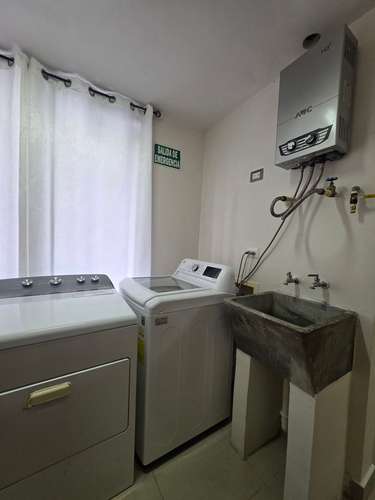 APT AAA 3R3B1P AMOBLADO CON LINEA BLANCA EN CONDADO 1000 - Imagen 3