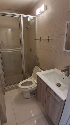 Sobre las Rocas. 416mts 3r 3b den remodelado $560,000.00NEG