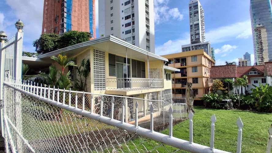 San Francisco. Calle 64. 1300mts Zon 1R6 $1,300,000.00neg