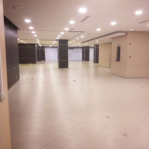 Albrook Mall. Pasillo del Delfin. Local 1198.94mts 8 locales $5,000,000.00neg - Imagen 3